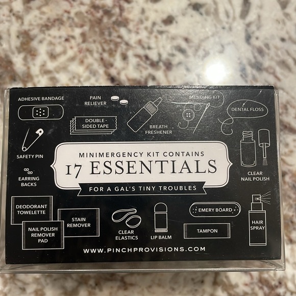 Emergency kit for her - Picture 2 of 4